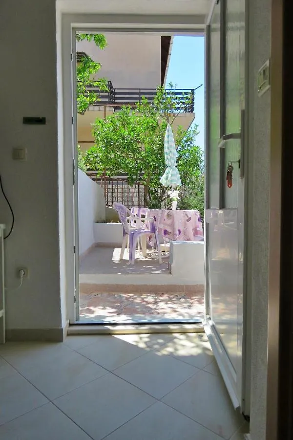 טרוגיר Studio Apartment Liovic קרואטיה